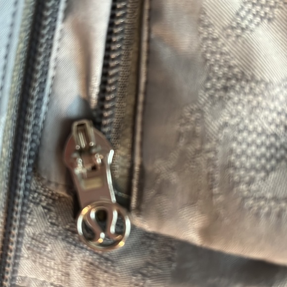 Lululemon Jacket - Picture 6 of 6